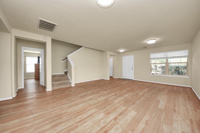 Foto del edificio - 17006 Kemble Creek Dr