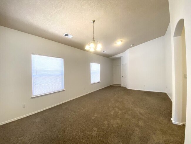 Building Photo - Single Story/4 BR - NW ABQ