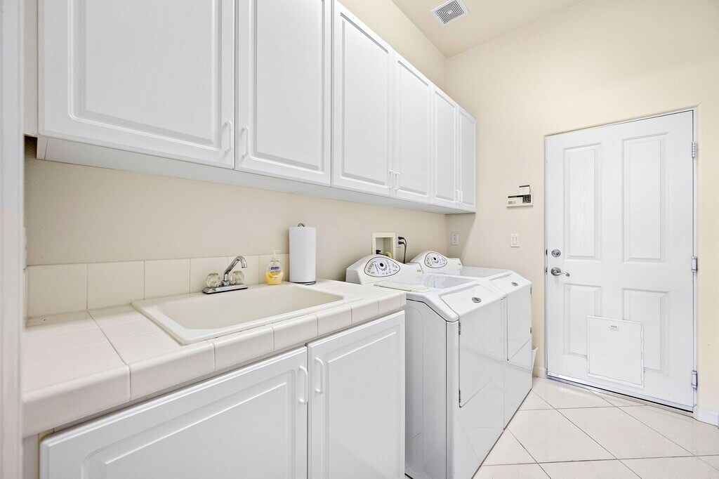 Foto principal - 40830 Hovley Ct