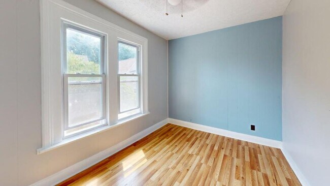 Foto del edificio - 11 Linwood Pl