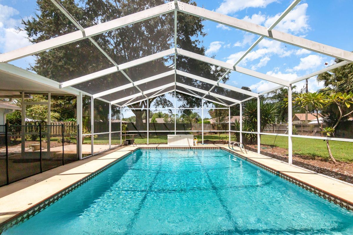 Foto principal - 872 Bartel Ct