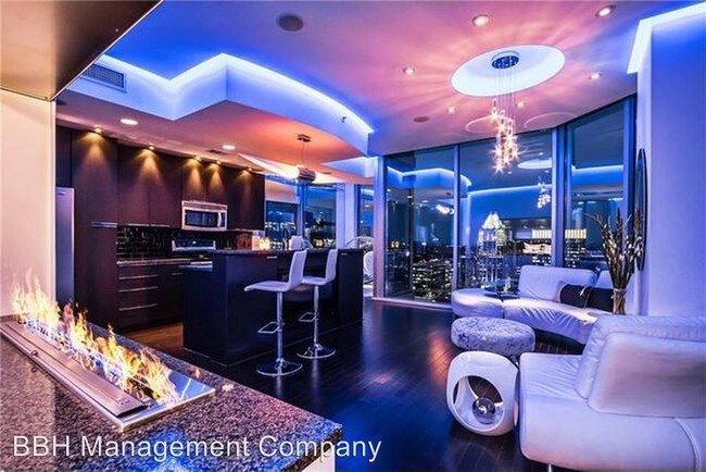 Building Photo - 1 br, 1 bath  - 360 Nueces St Apt 3301