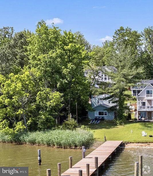 Building Photo - 332 Arbutus Dr