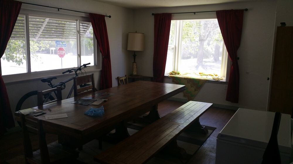 Foto del edificio - Room for rent