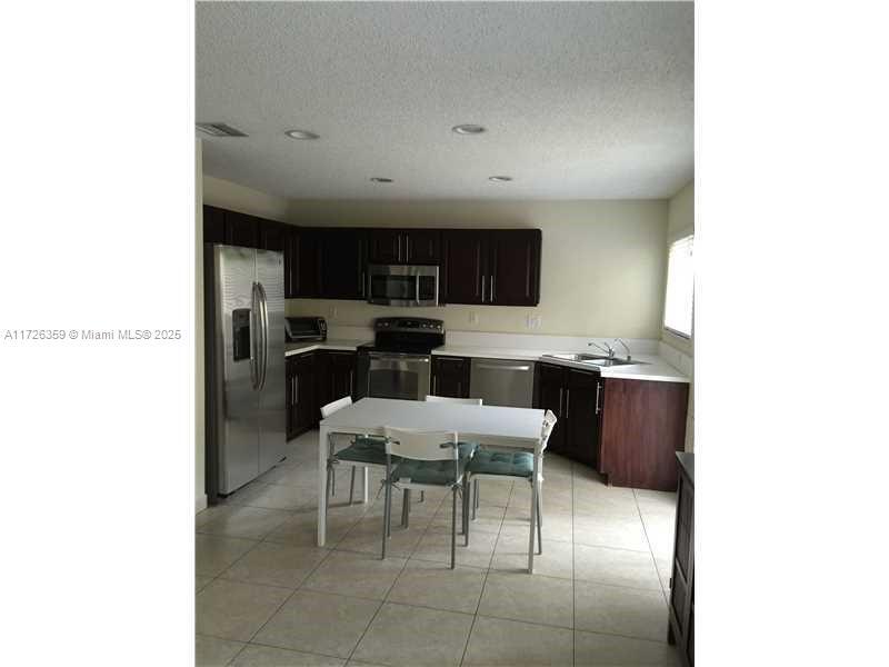 Primary Photo - 10863 NW 53rd Ln