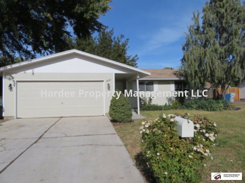Primary Photo - 10040 W Sagramore Ave