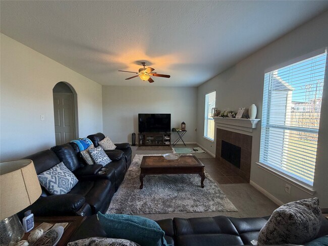 Building Photo - 25222 Ibris Ranch Dr