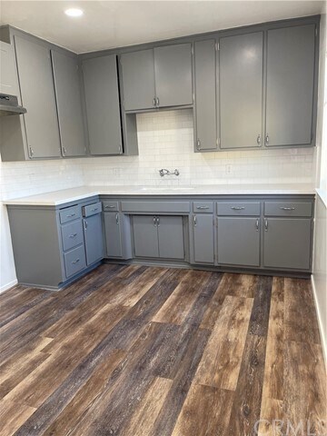 Foto del edificio - 327 N Monterey St