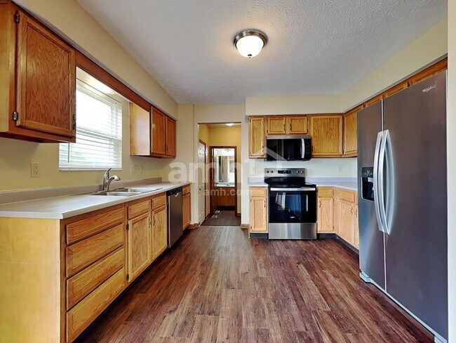 Foto del edificio - 6585 Taylor Trace Ln