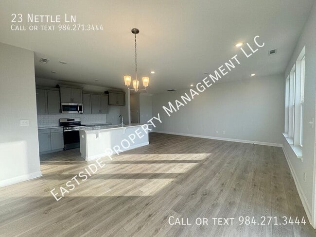 Foto del edificio - 23 Nettle Ln