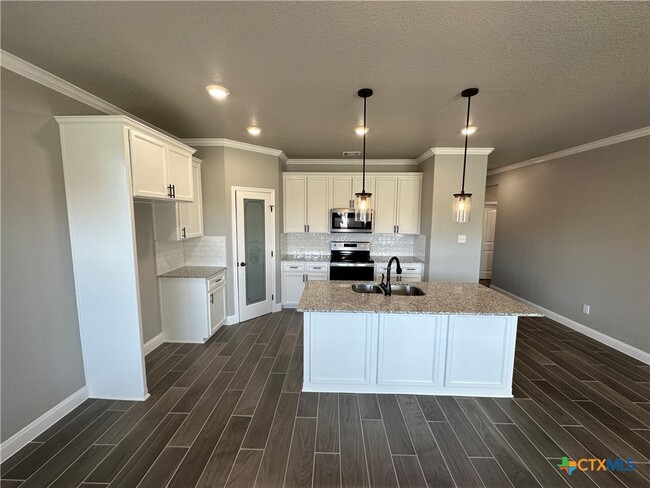 Foto del edificio - 1423 Curlew Ln