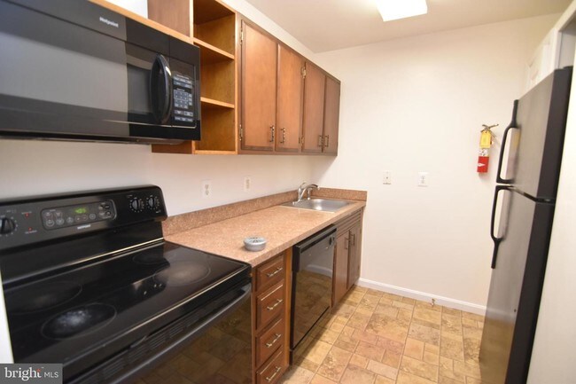 Foto del edificio - 22665 Van Wert Ln