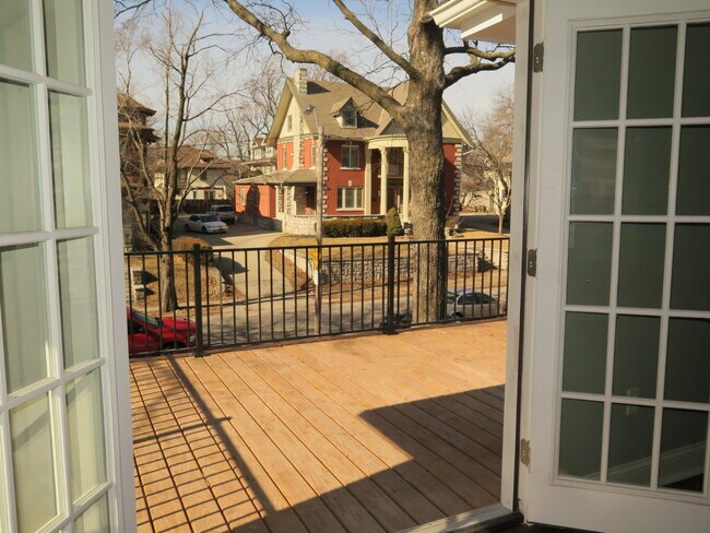 Deck - 3783 Washington St