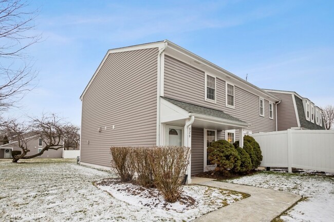 Building Photo - 426 Northampton Ln