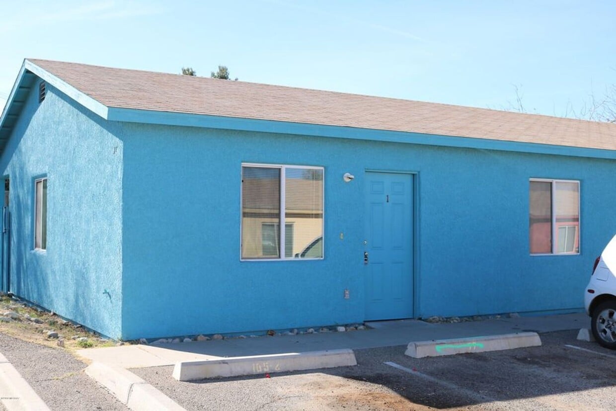 Primary Photo - 77 E. Laguna Street*