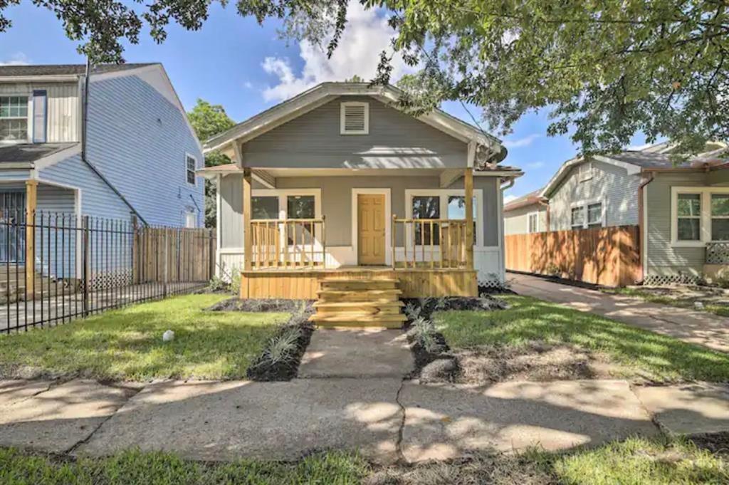 Foto principal - 5224 Leeland St