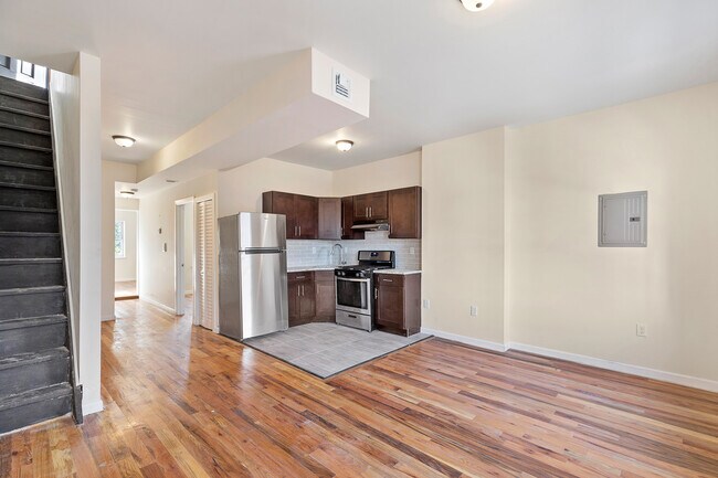 Building Photo - 668 Ocean Ave