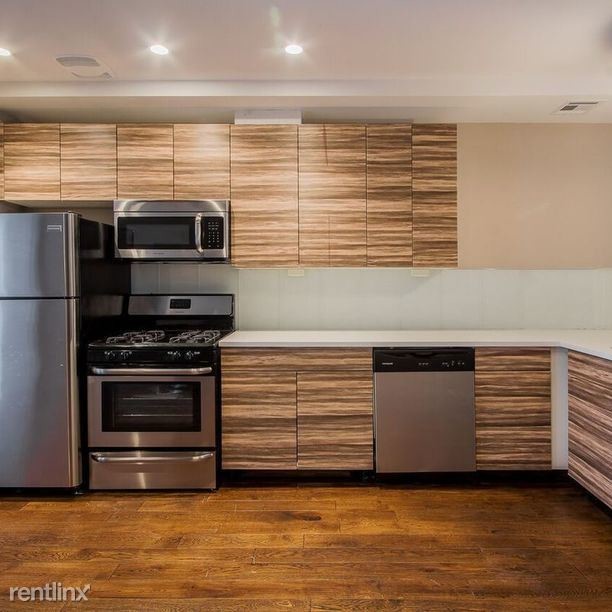 Foto del edificio - 227 Malcolm X Blvd