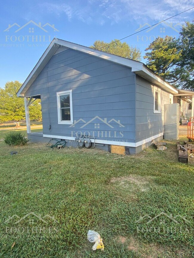 Foto del edificio - Cozy 1BR/1BA Home with Modern Comforts in ...