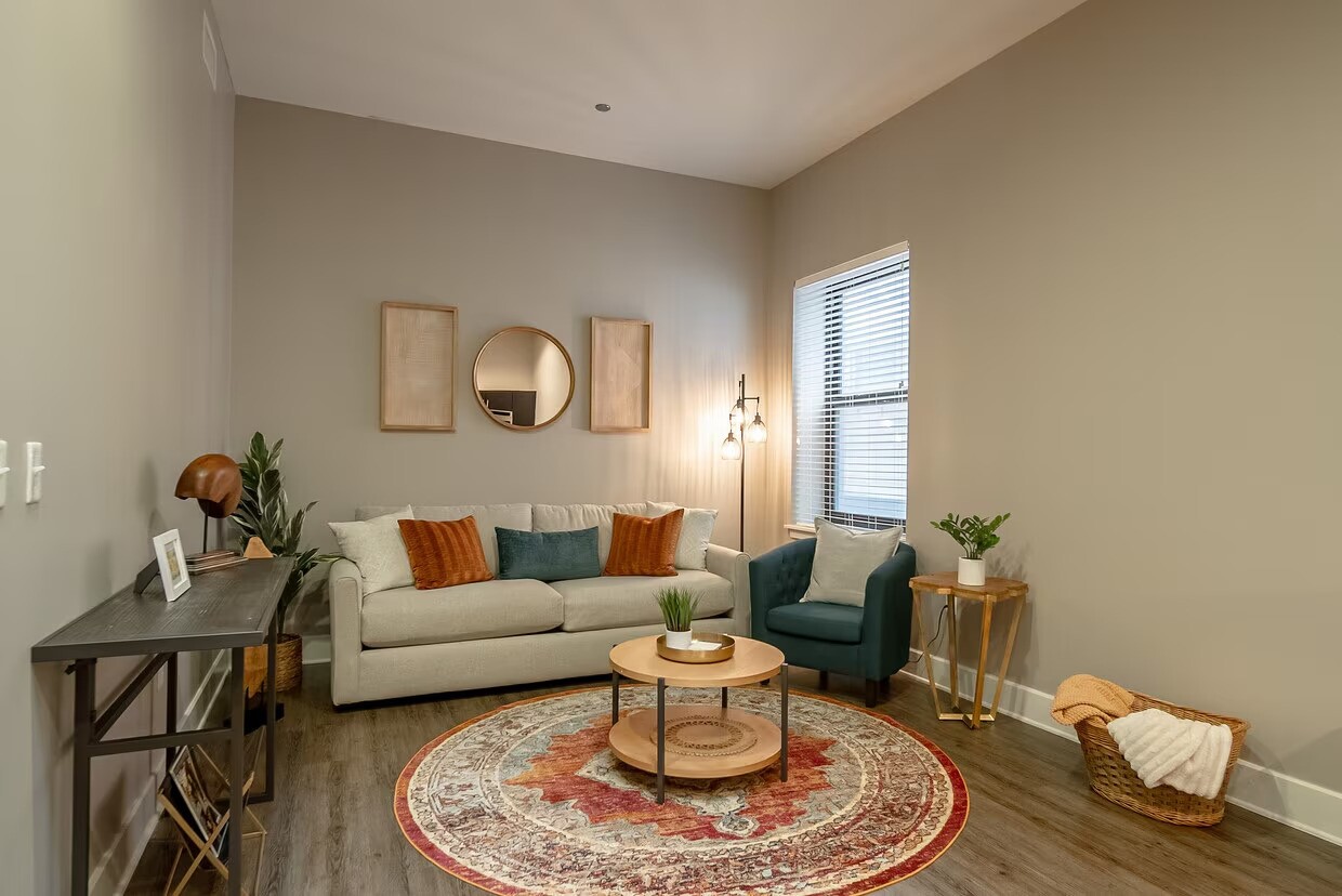 Primary Photo - Heers's Luxury Living Lofts