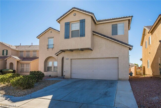 Building Photo - 2921 Bayliner Ave