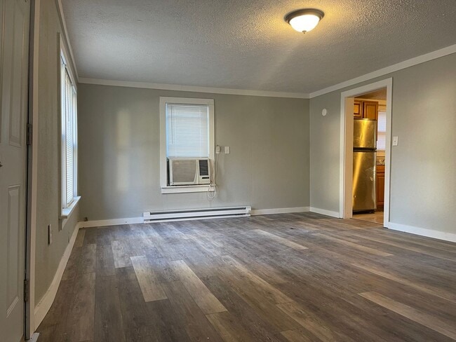 Building Photo - Cute 2 Bedroom Home in Herrin