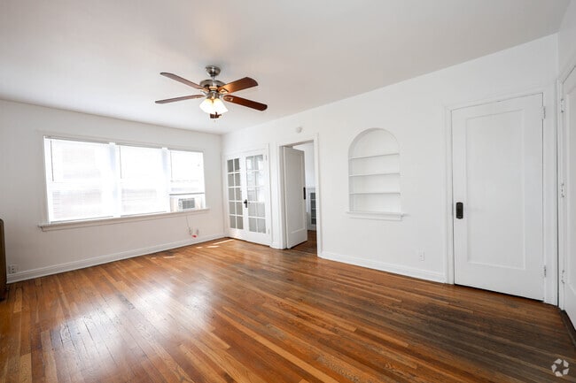 Building Photo - 740 E 300 S