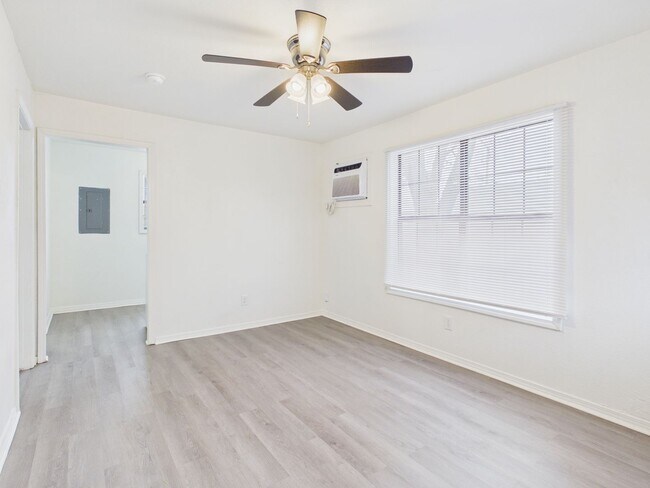 Foto del edificio - 1209 SW 20th Ave