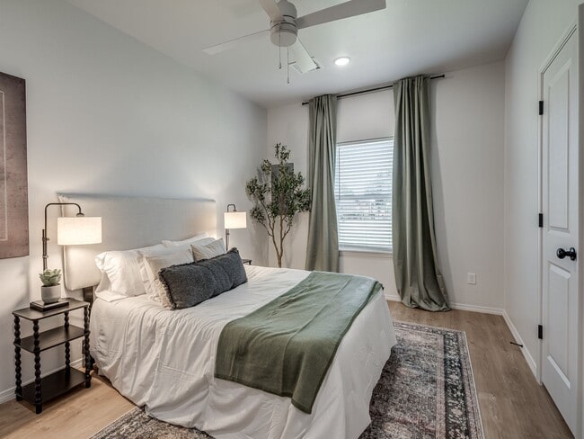 Foto del edificio - Glenhaven Townhomes