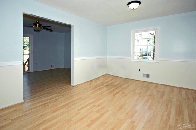 Building Photo - 48 Astor Ct