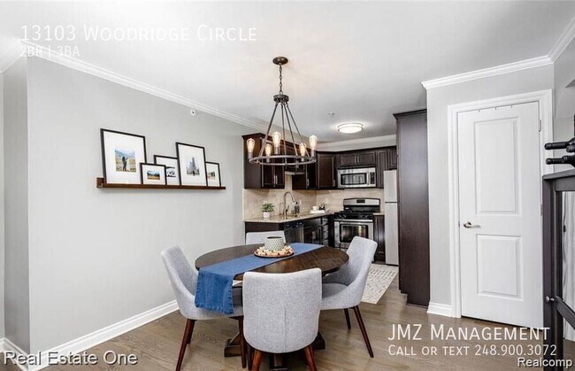 Foto del edificio - 13103 Woodridge Cir
