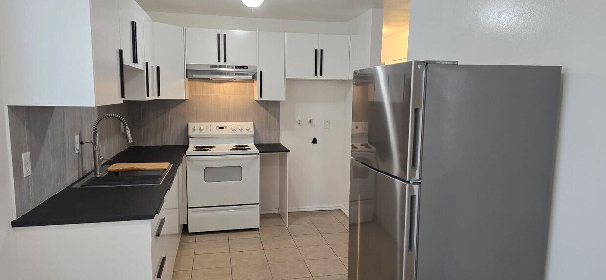 Foto principal - 2530 S Parkcrest Dr