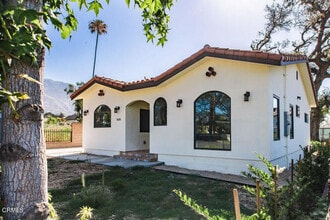 Building Photo - 2628 Glenrose Ave