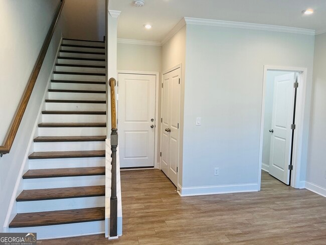 Building Photo - 2638 Creekside Dr NW