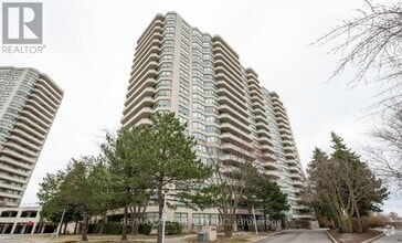 Building Photo - 1-581 Greystone Walk Dr