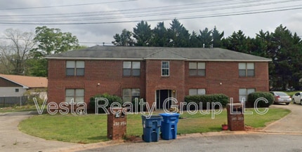 Building Photo - 252 Toby Springs Ln