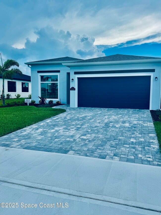 Building Photo - 8538 Rocard Ct