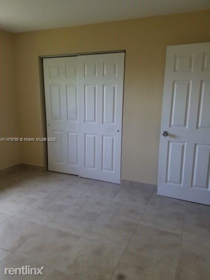 Building Photo - 3 br, 2.5 bath House - 2500 NE 193rd St # ...