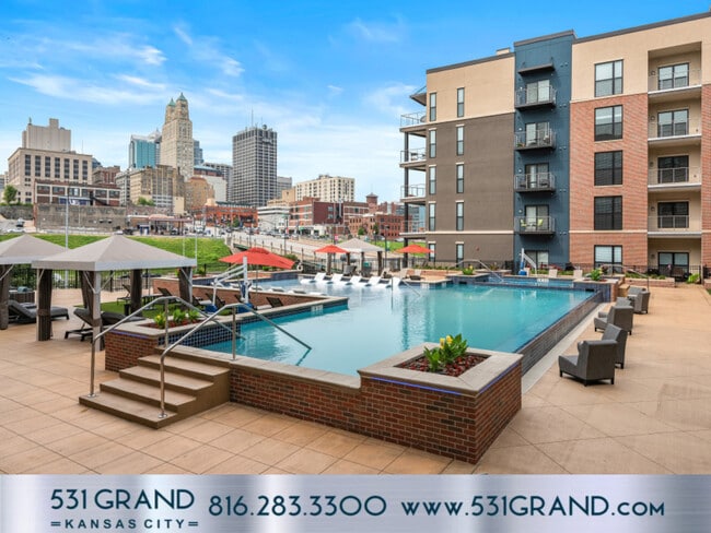 Spectacular city views - 531 Grand Apartments