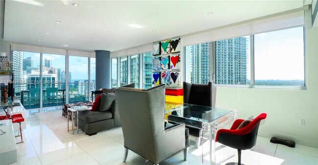 Foto del edificio - 92 SW 3rd St
