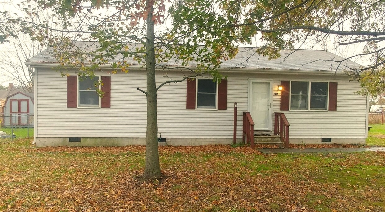 Primary Photo - 7234 State St