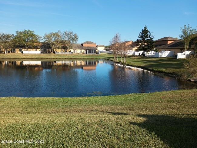 Building Photo - 1125 Luminary Cir