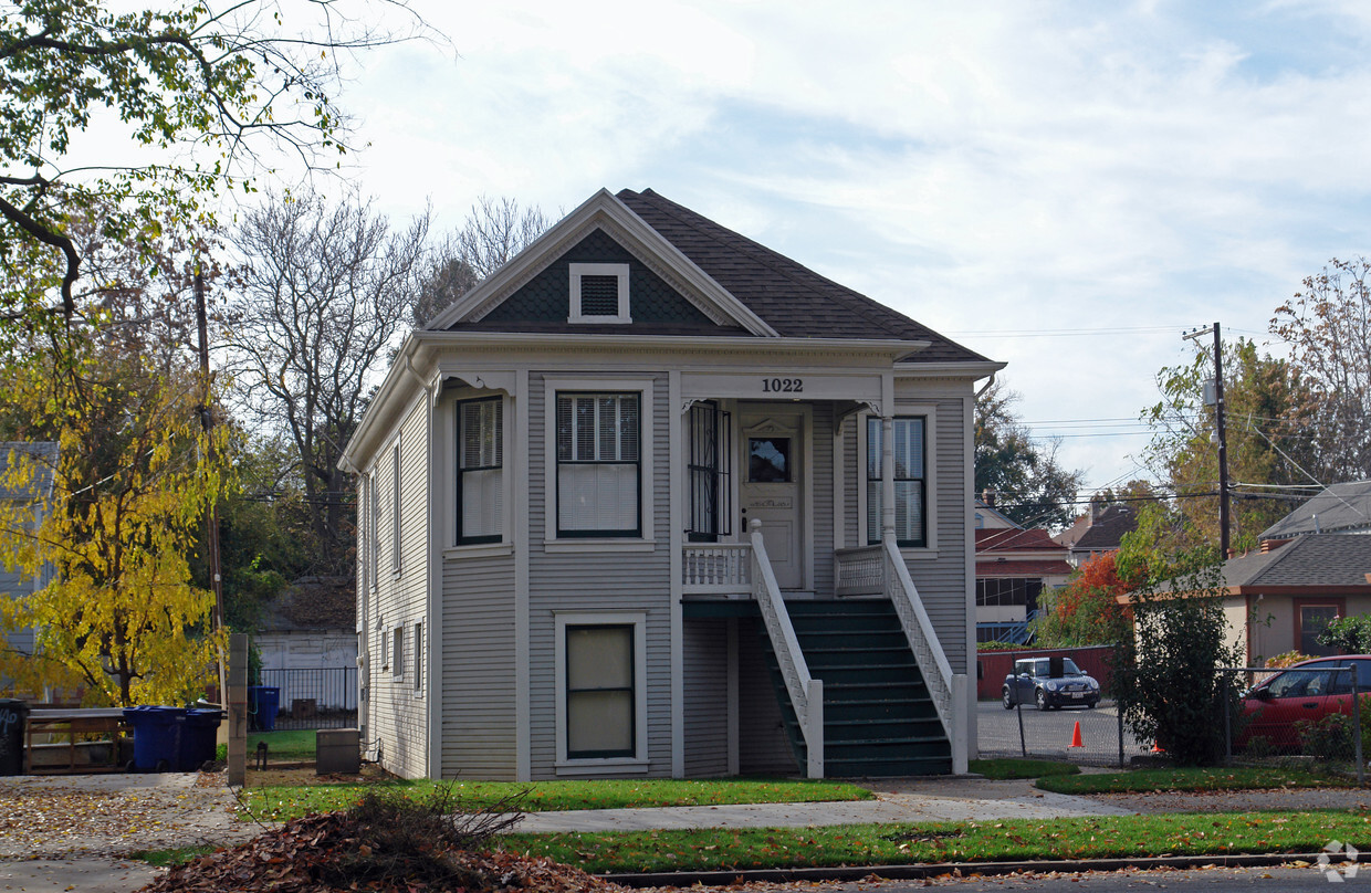 Building Photo - 1022 S St