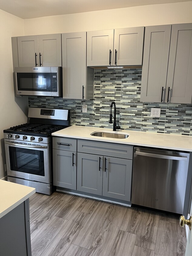 Foto principal - 3343 Middletown Rd