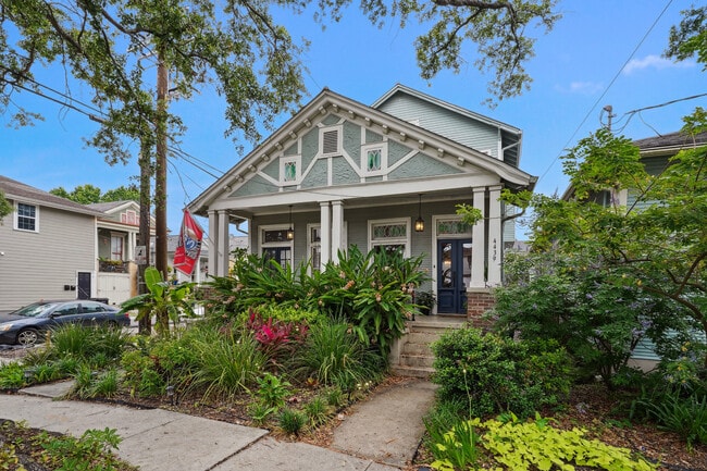 Building Photo - 4439 Banks St