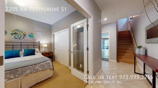 Foto del edificio - 2209 NW Pettygrove St