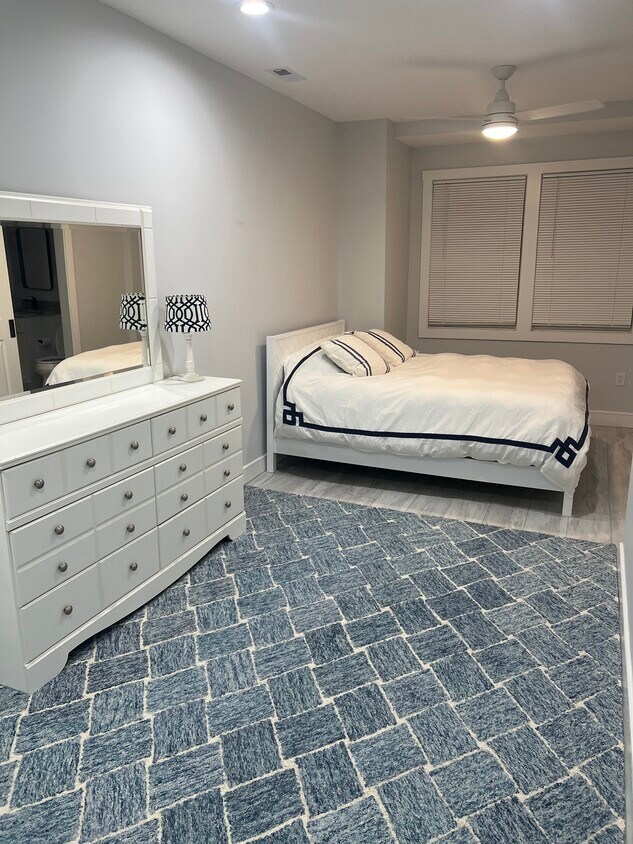 Foto principal - 6717 Atlantic Ave