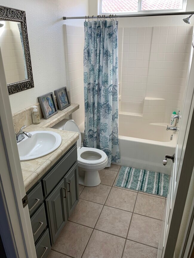 Foto del edificio - 13960 Driftwood Dr