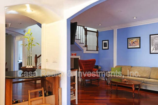 Foto del edificio - 4641 W 162nd St