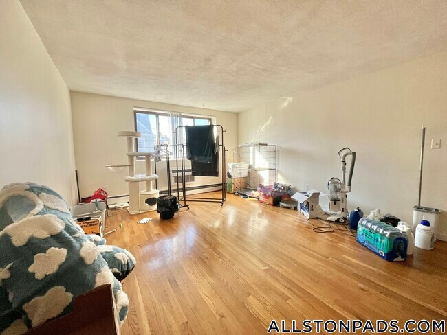 Foto del edificio - 26 Allston St